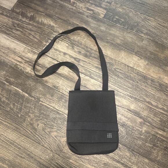 Moleskine Black Crossbody Bag Device Small Flap Unisex - Picture 1 of 8